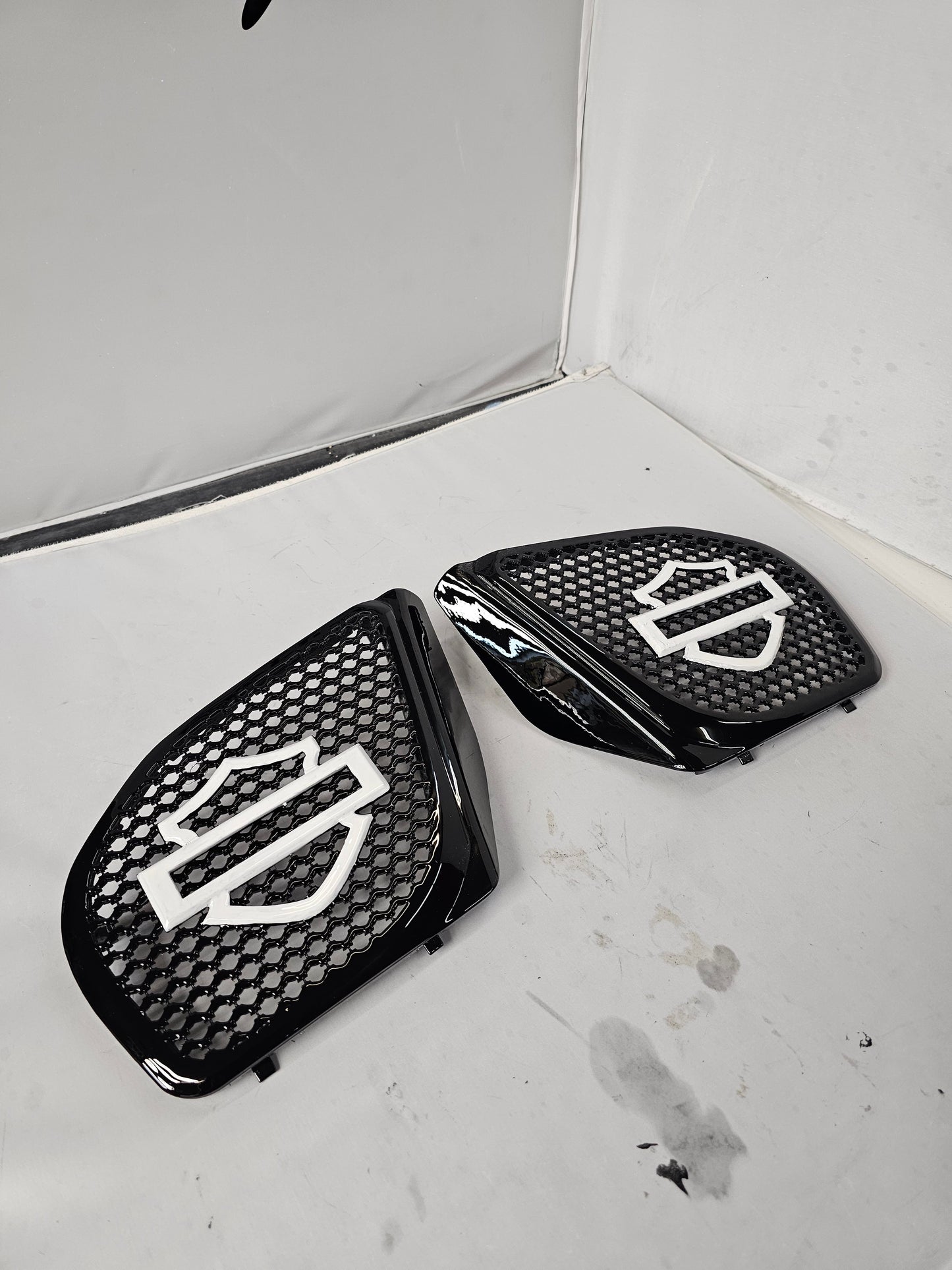 98 to 2024+ Road Glide 3D shield speakers grill covers set