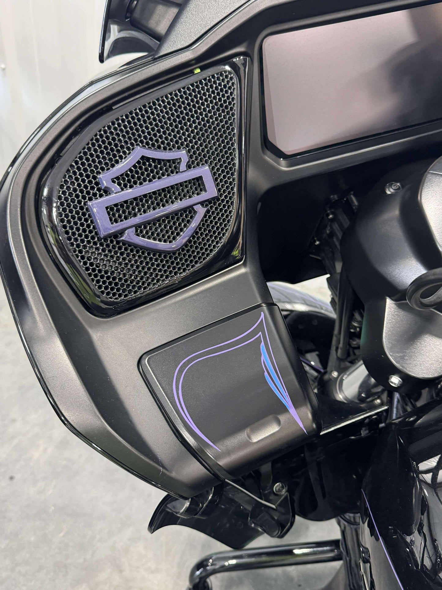 98 to 2024+ Road Glide 3D shield speakers grill covers set