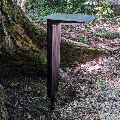 LA Pathlight SHADE SOLAR® Shade-3™ solar light works in the shade